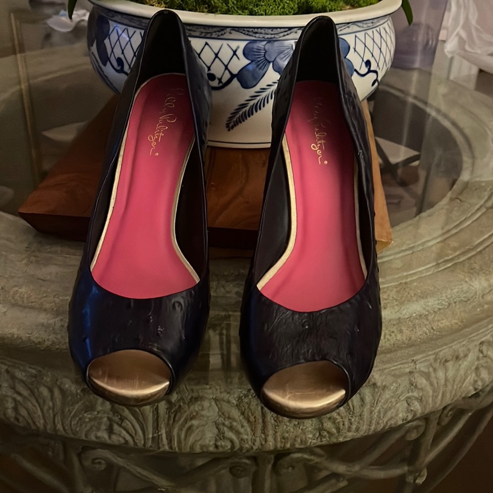 Lilly Pulitzer Resort Chic Navy Leather Ostrich Peep Toe Cork Wedges size 8